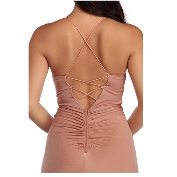 Strappy formal Gown - Picture 3 of 4